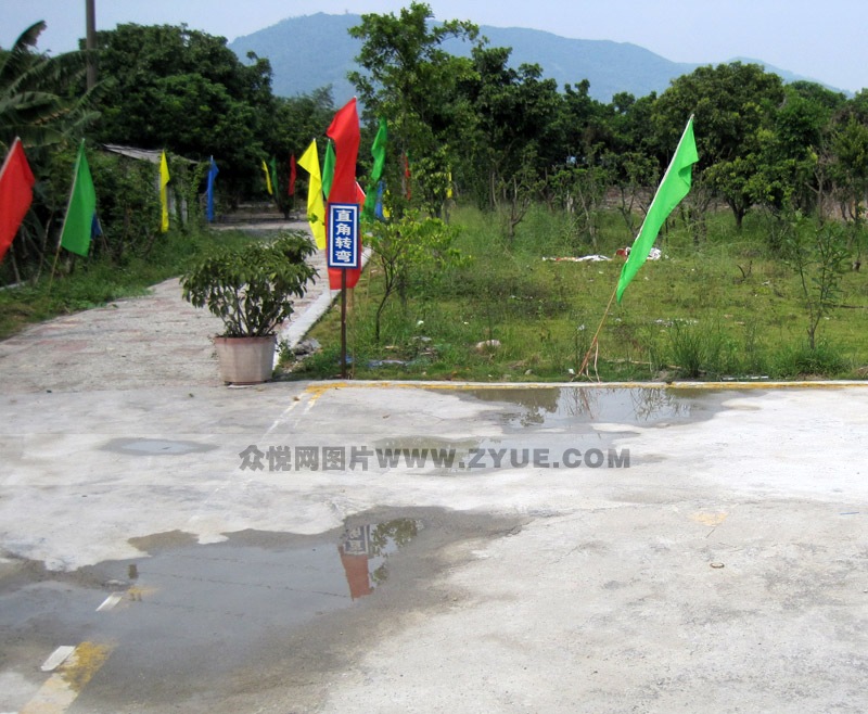 安順駕校直角轉彎場地4