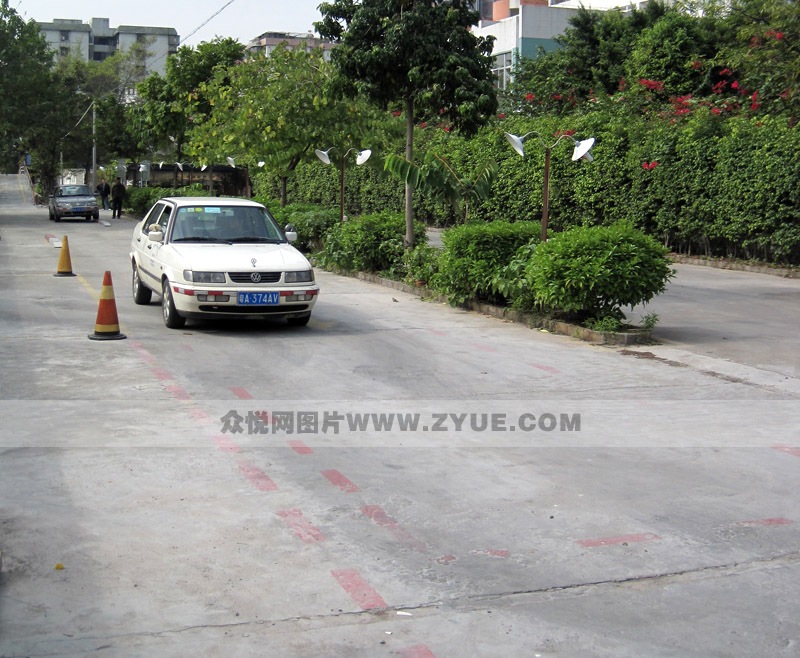 安順駕校單邊橋場地3