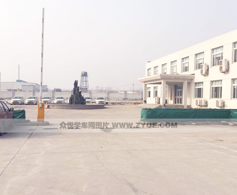 天津津工駕校風采2