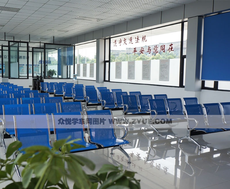市振中駕校科目二B區侯考室