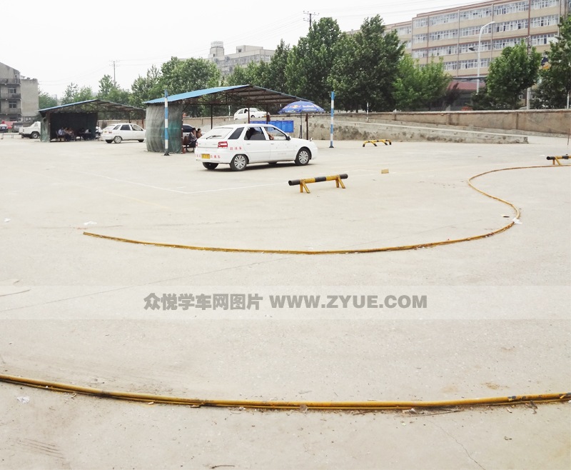 交發駕校S路場地